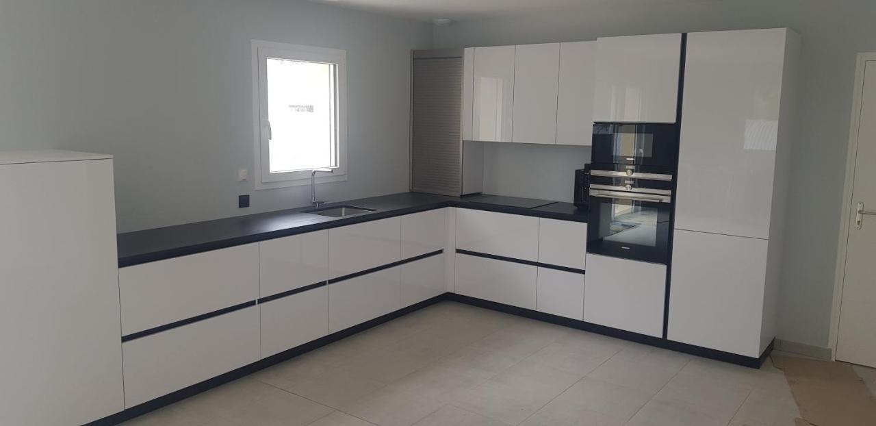 Location Chambre Dans Plain Pied 2 Chambres Louable 타든 외부 사진